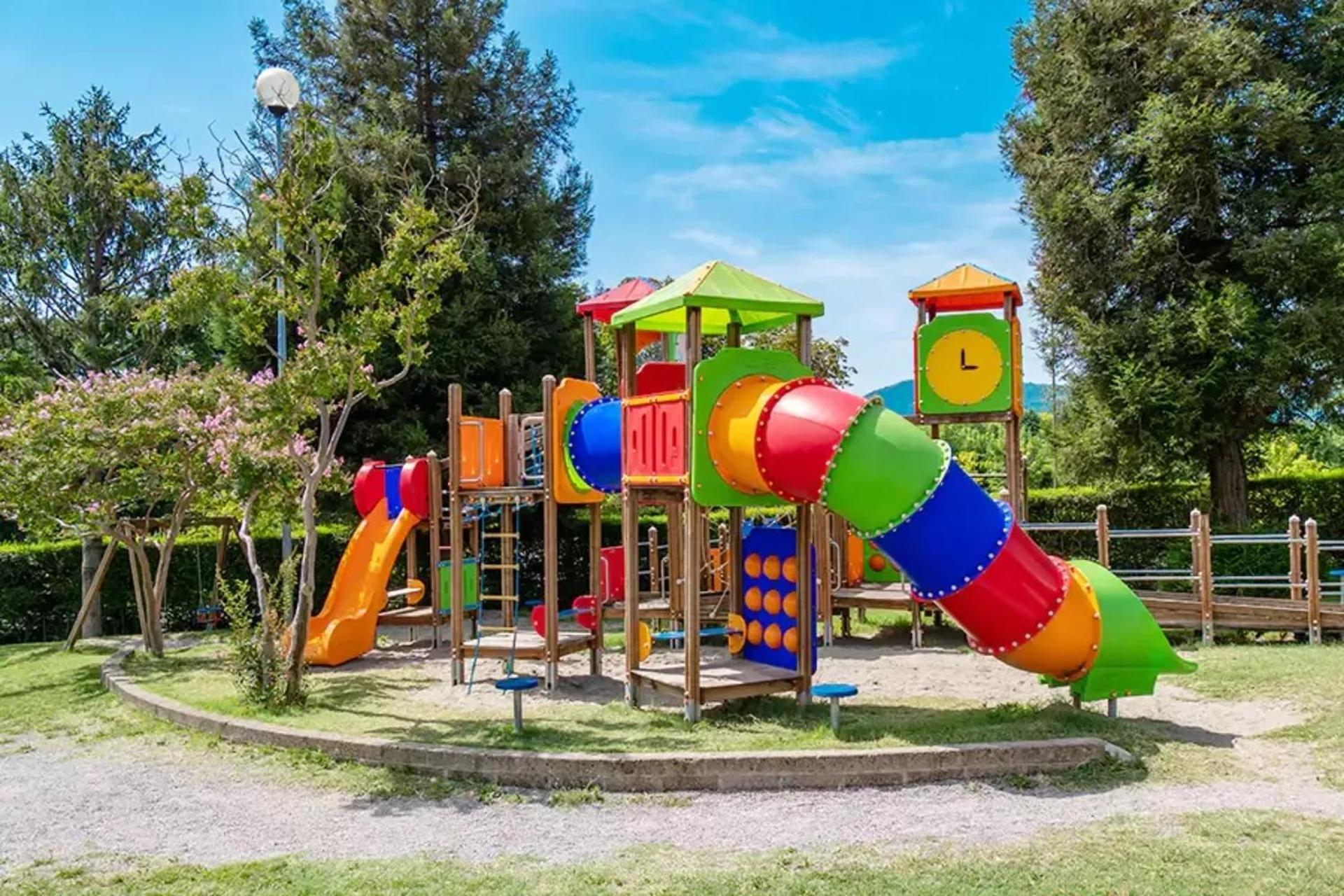 Estivo Premium Deluxe Mobile Homes On Camping Del Sole Village Iseo Exteriör bild