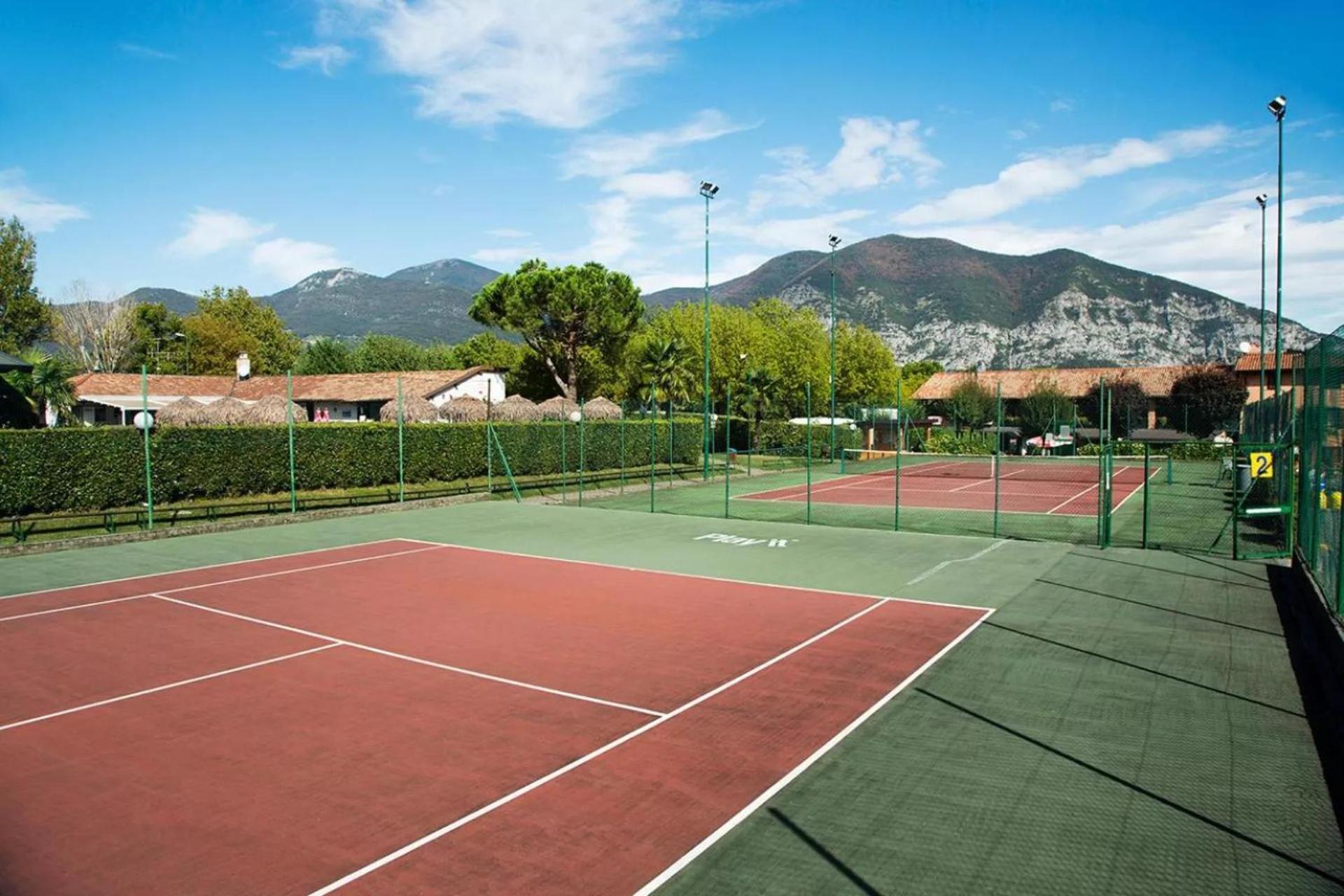 Estivo Premium Deluxe Mobile Homes On Camping Del Sole Village Iseo Exteriör bild