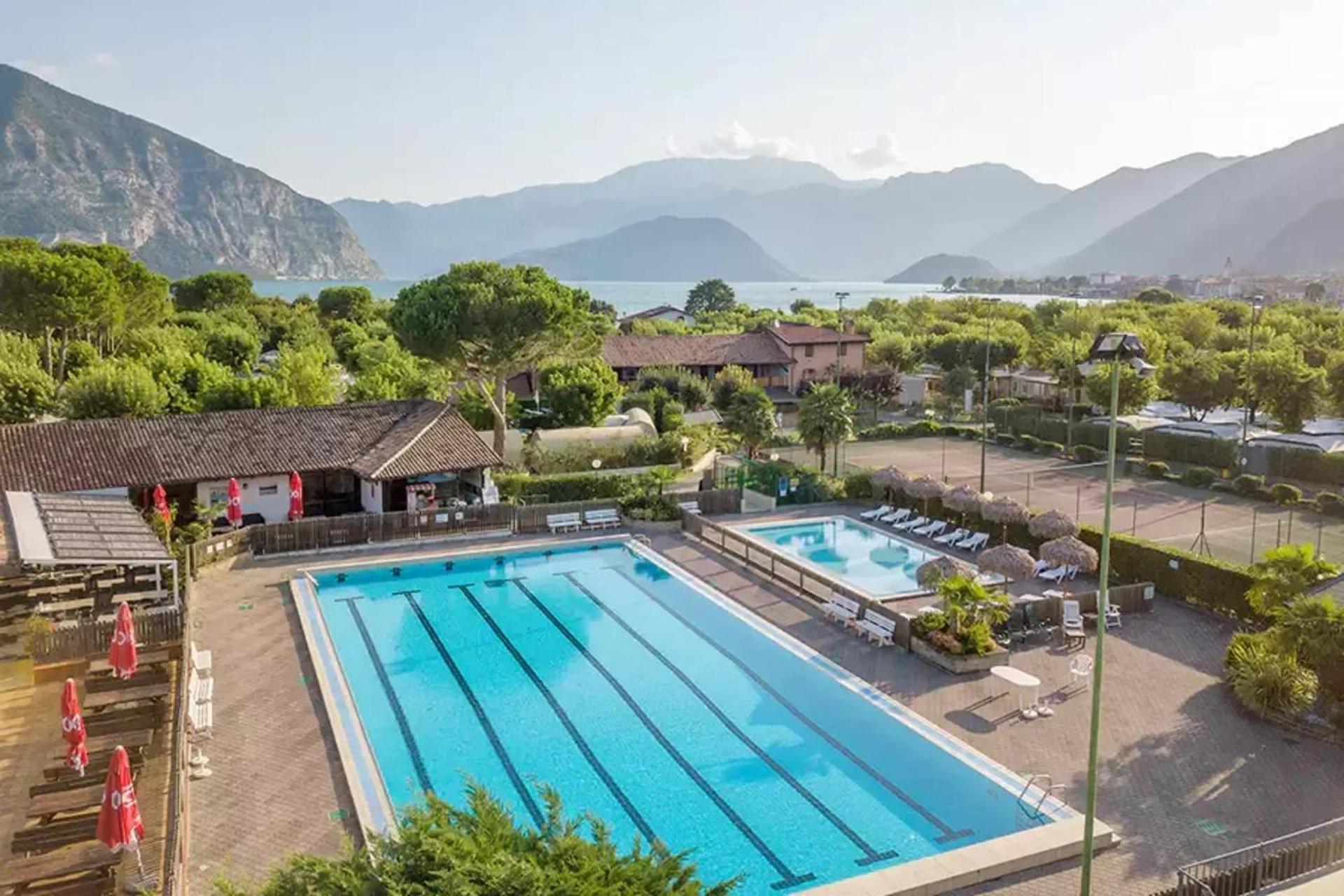 Estivo Premium Deluxe Mobile Homes On Camping Del Sole Village Iseo Exteriör bild