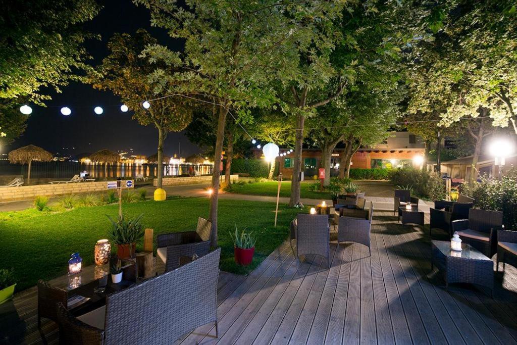 Estivo Premium Deluxe Mobile Homes On Camping Del Sole Village Iseo Exteriör bild